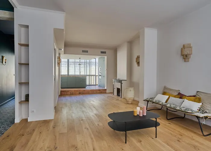 Maison De Charme Plein Centre De *